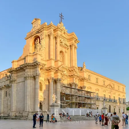 Brise Du Sud - Luxury With Pool In Sicily, Siracusa Villa